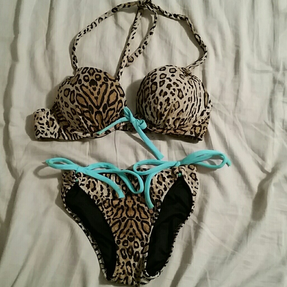 Victoria's Secret bikini