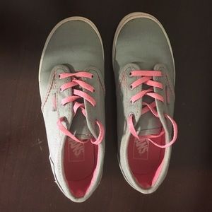 Pink/gray VANS tennis shoes