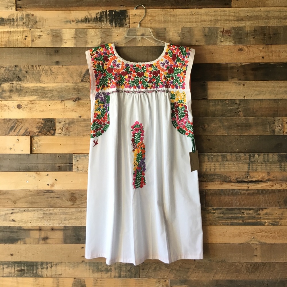 Mi Golondrina dress