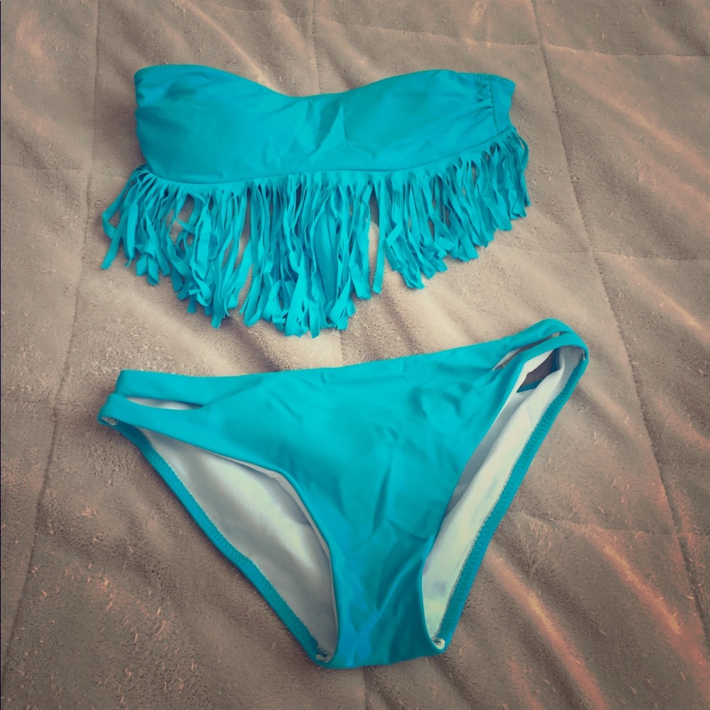 Bathing suit