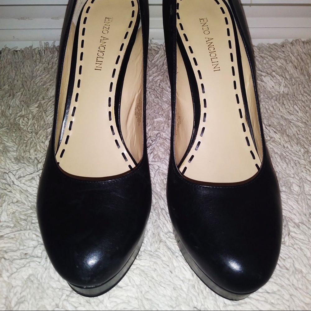 Enzo Angiolini platform pumps