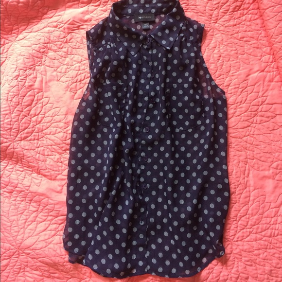 AB Studio Tops - AB Studio sleeveless button down