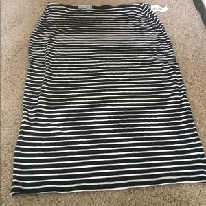 Stretchy Striped Midi Pencil Skirt