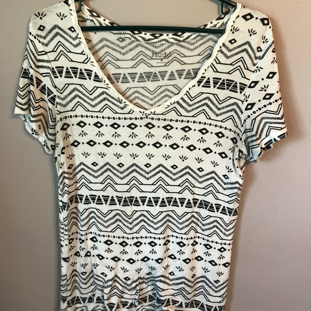 White and black tribal tee