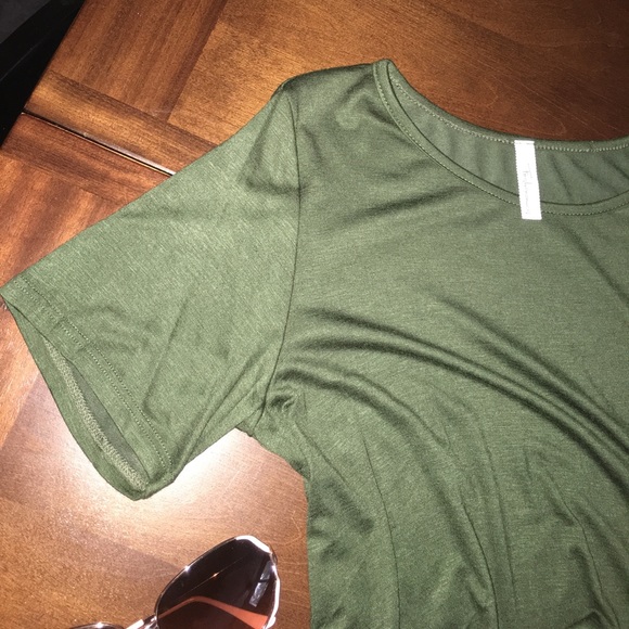 Side Knot Top • Olive Green - Picture 4 of 5