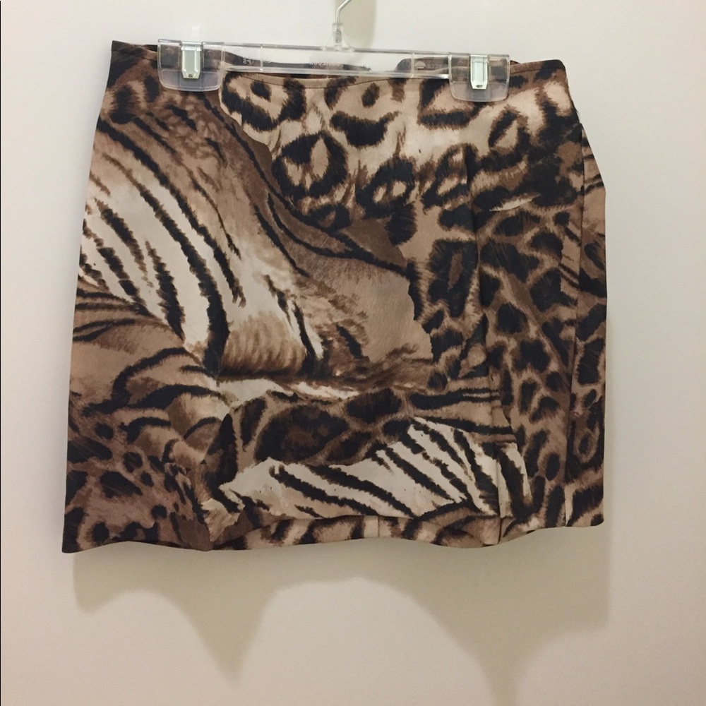 Leopard mini skirt