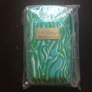 Lilly Pulitzer wristlet