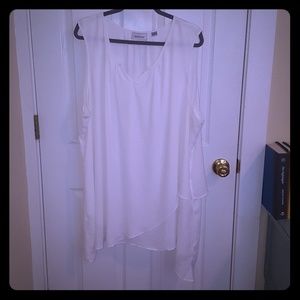 PLUS SIZE AVENUE OVERLAY TANK (EUC - 30/32)