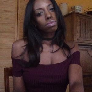 Meet your Posher, Dani elle