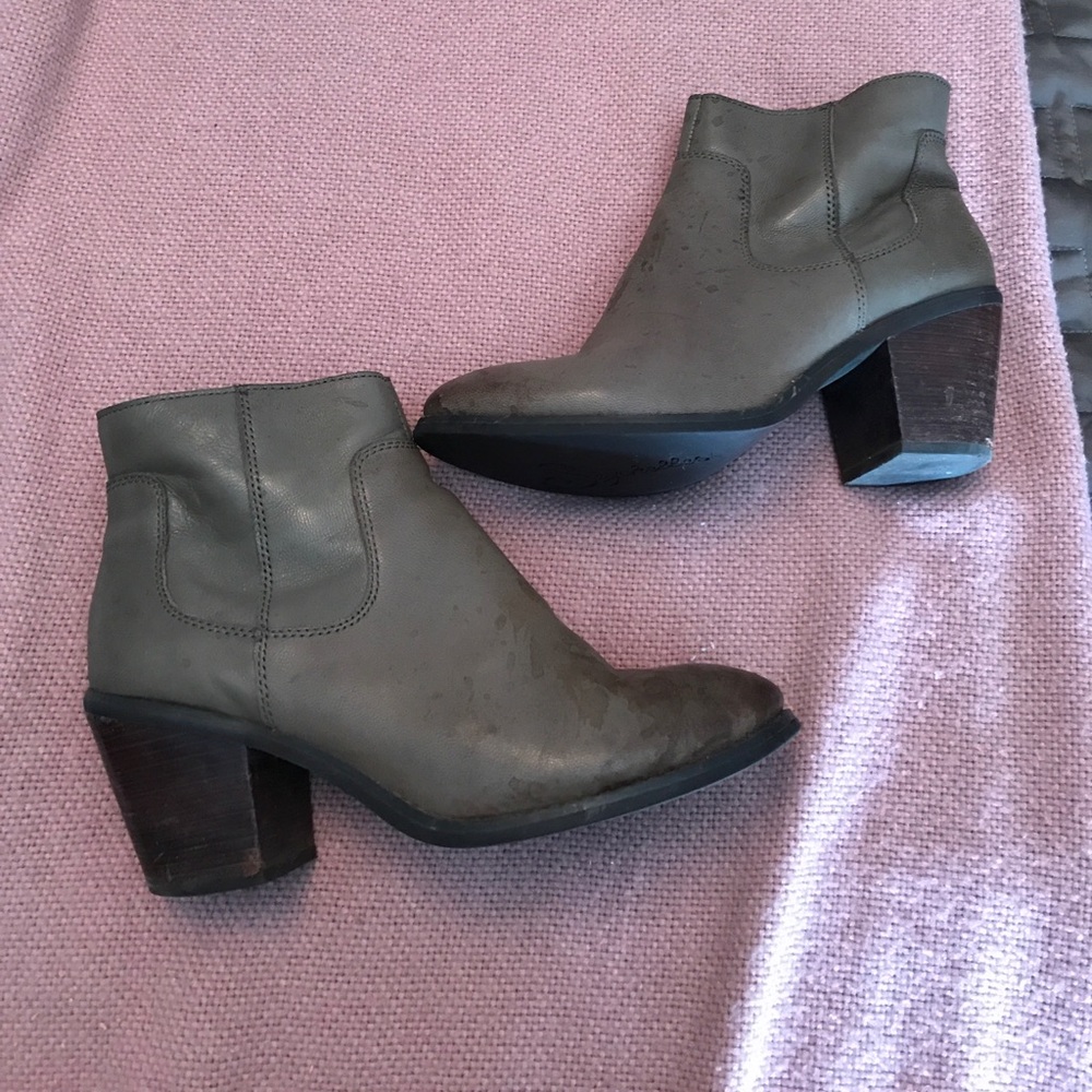 Seychelles size 8 used booties