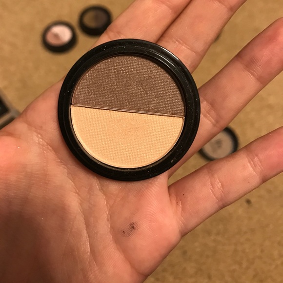 Elf eyeshadows - Picture 3 of 5