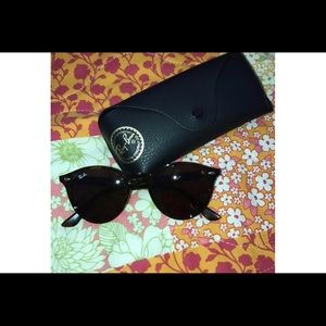 Ray-Ban Rounds. Tortoise