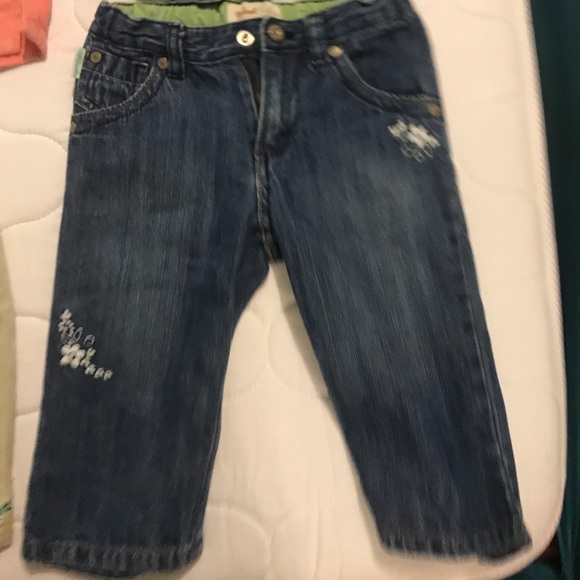 3 pair of girls shorts and 1 pair of capris - Picture 3 of 5