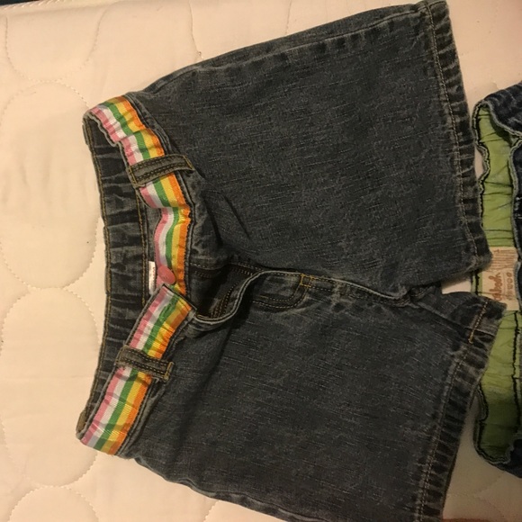 3 pair of girls shorts and 1 pair of capris - Picture 4 of 5