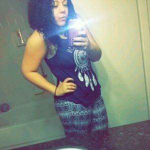 Meet your Posher, Danielle