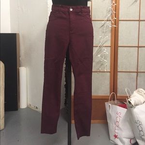 Cropped High-Waisted pants