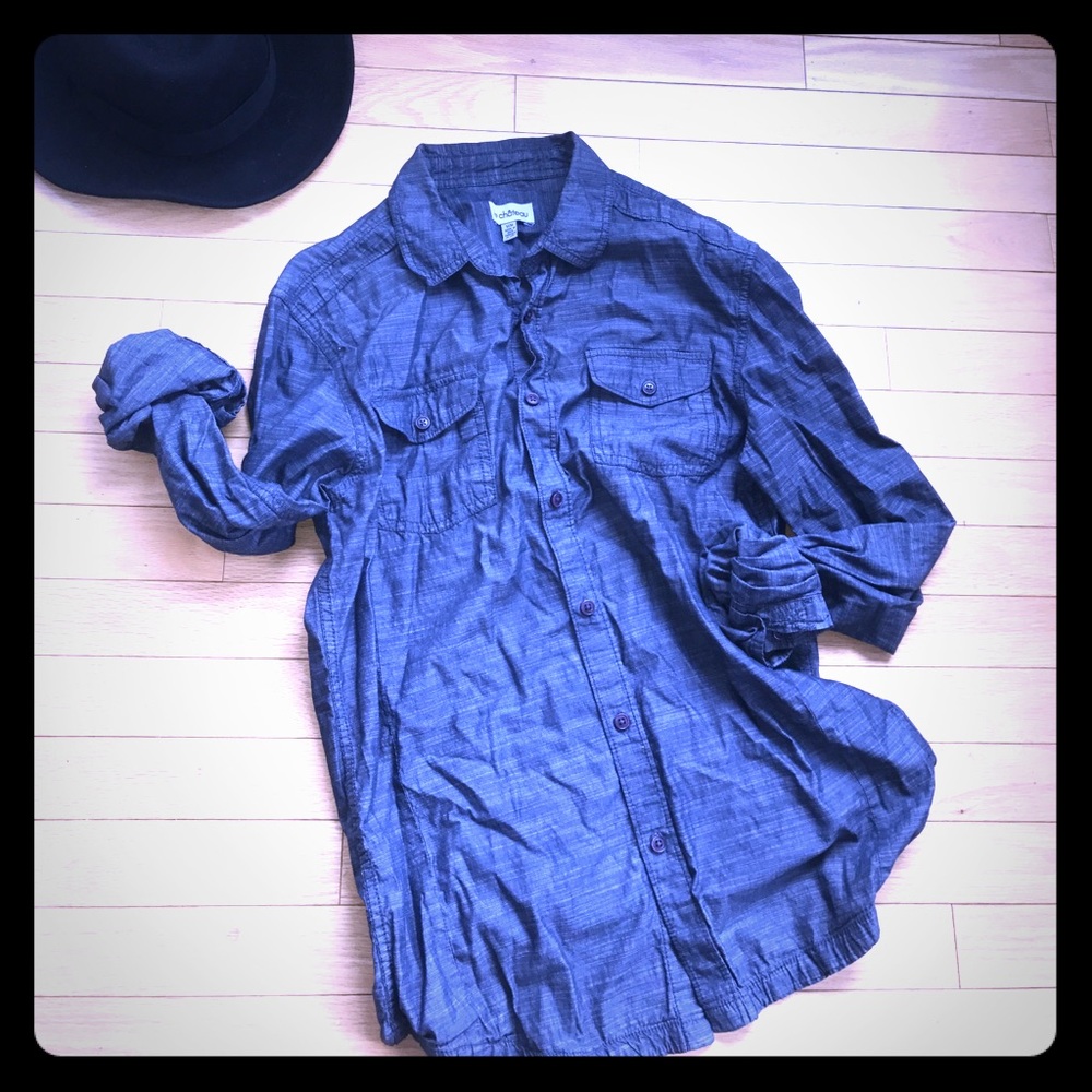 Men's Medium Chambray 100%Cotton Button Down shirt