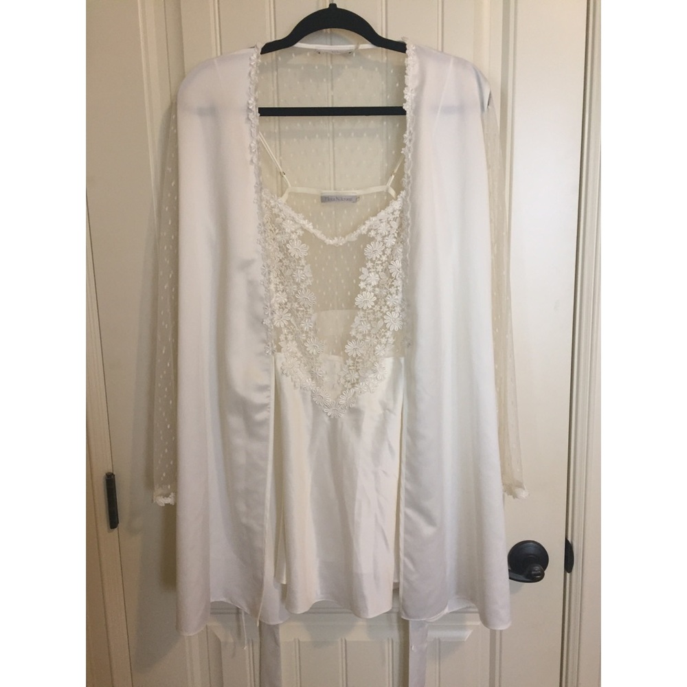 Very classy and sexy nighty with matching robe