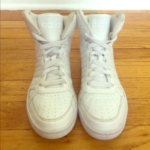 Adidas Hightop Sneaker White size 6