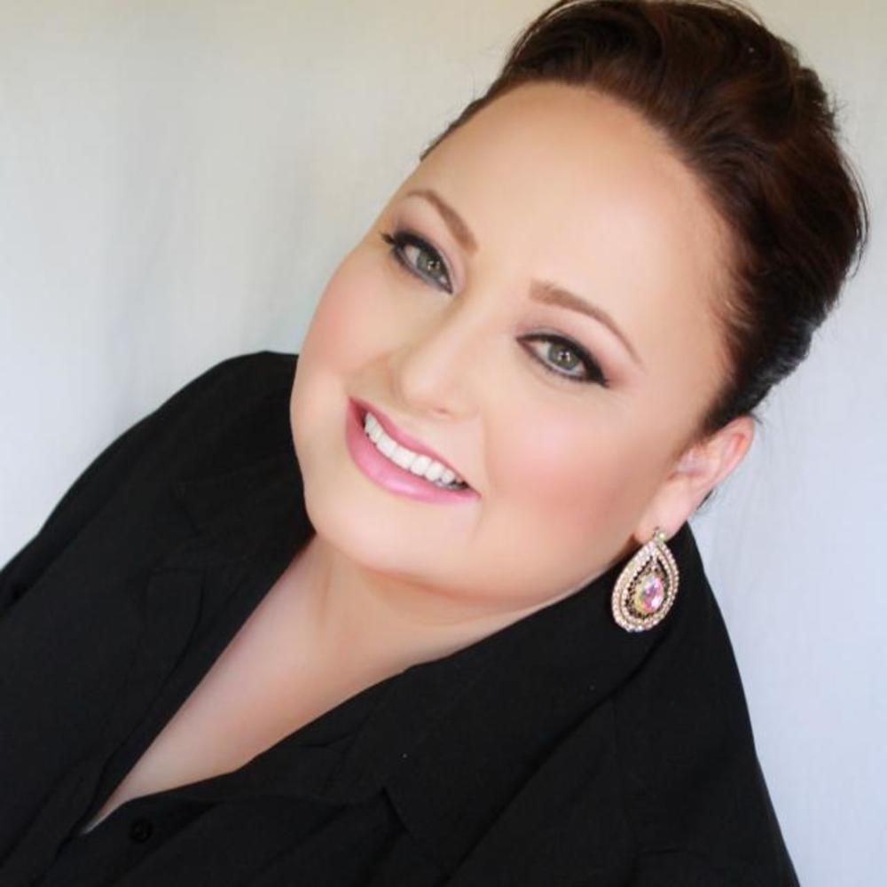 Meet your Posher, Danelle