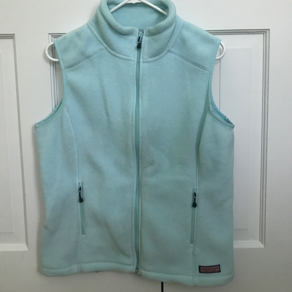 Vineyard Vines fleece vest, size M