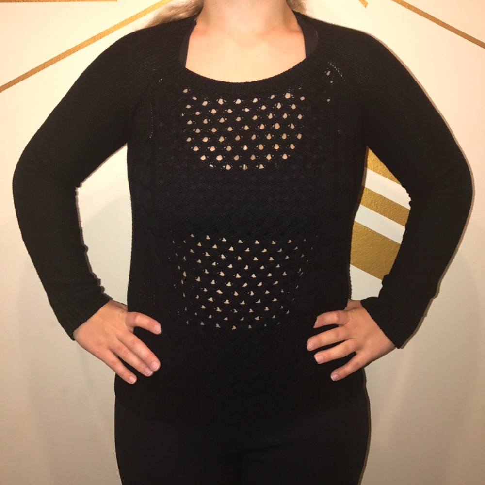 ✨BLACK KNIT SWEATER✨