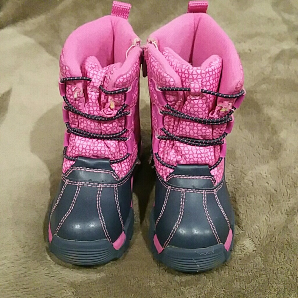 Oshkosh snow boots