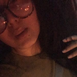 Meet your Posher, Sonie