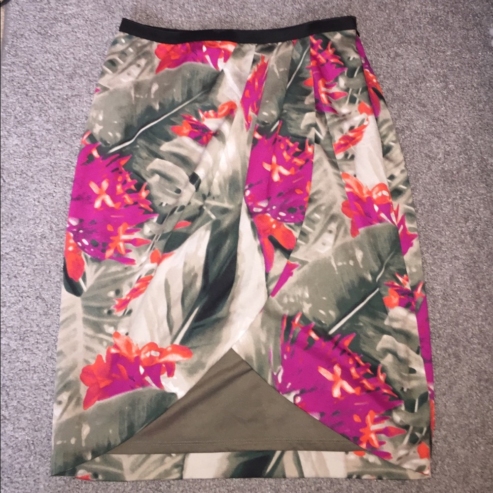 Worthington Skirt