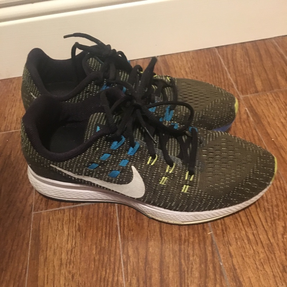 Men's 8 women's 9.5 Nike Zoom