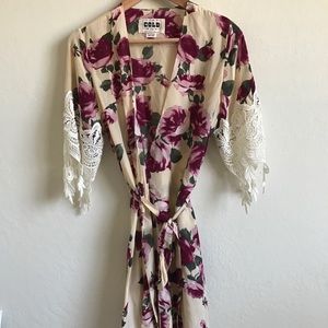 Stone Cold Fox Robe 'Garden'
