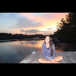 Meet your Posher, Megan