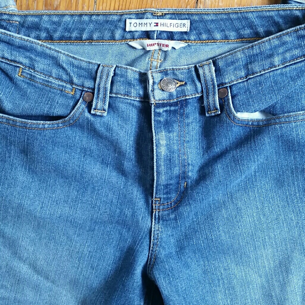 Tommy Hilfiger Cropped Jeans - Picture 2 of 7