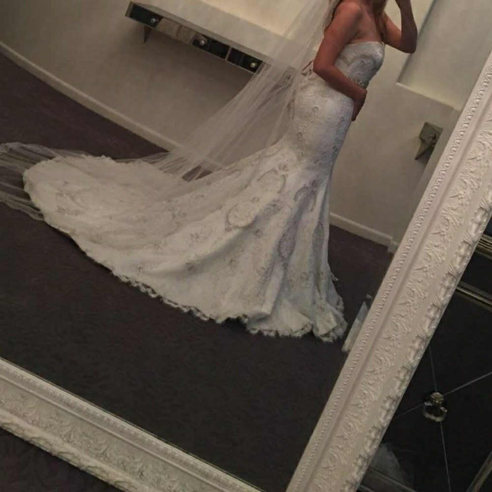 Designer Simone Carvalli Wedding Dress