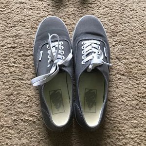 Grey Lo Pro Vans Barely Worn Men's 5 Women's 6.5