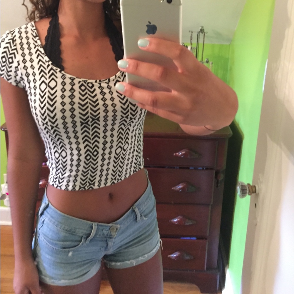 Tribal-print cropped tee