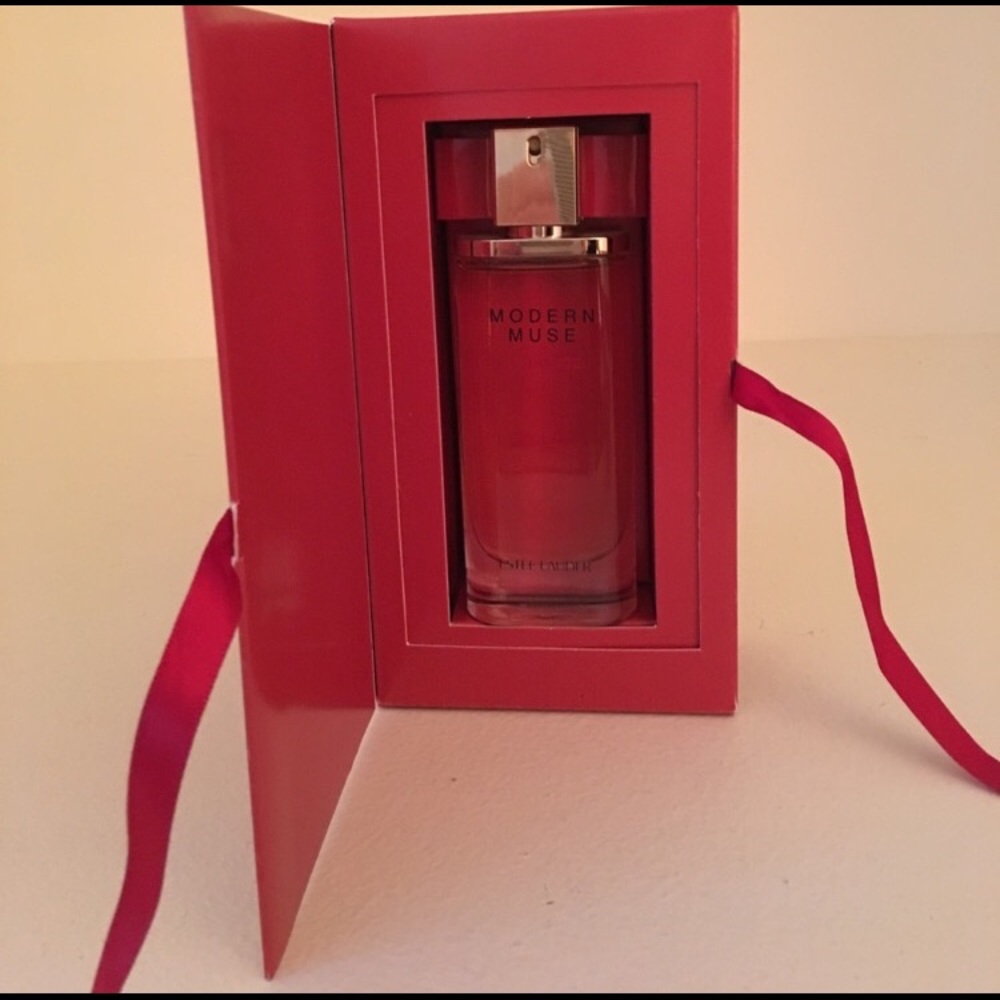 Modern muse le rouge