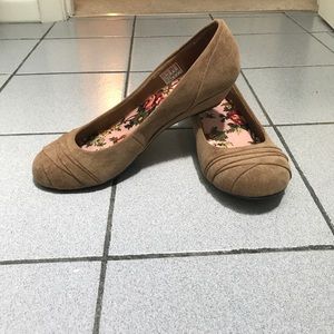 Rocketdog slip on mini wedge