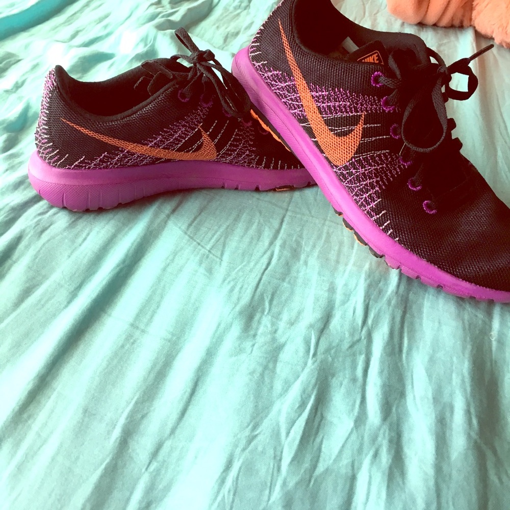 Nike Fury women's shoes, size 7