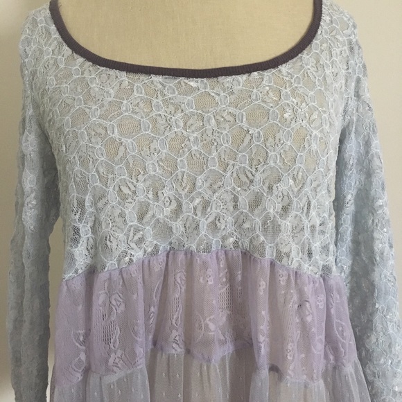 Free People long sleeve lace top - Picture 2 of 3
