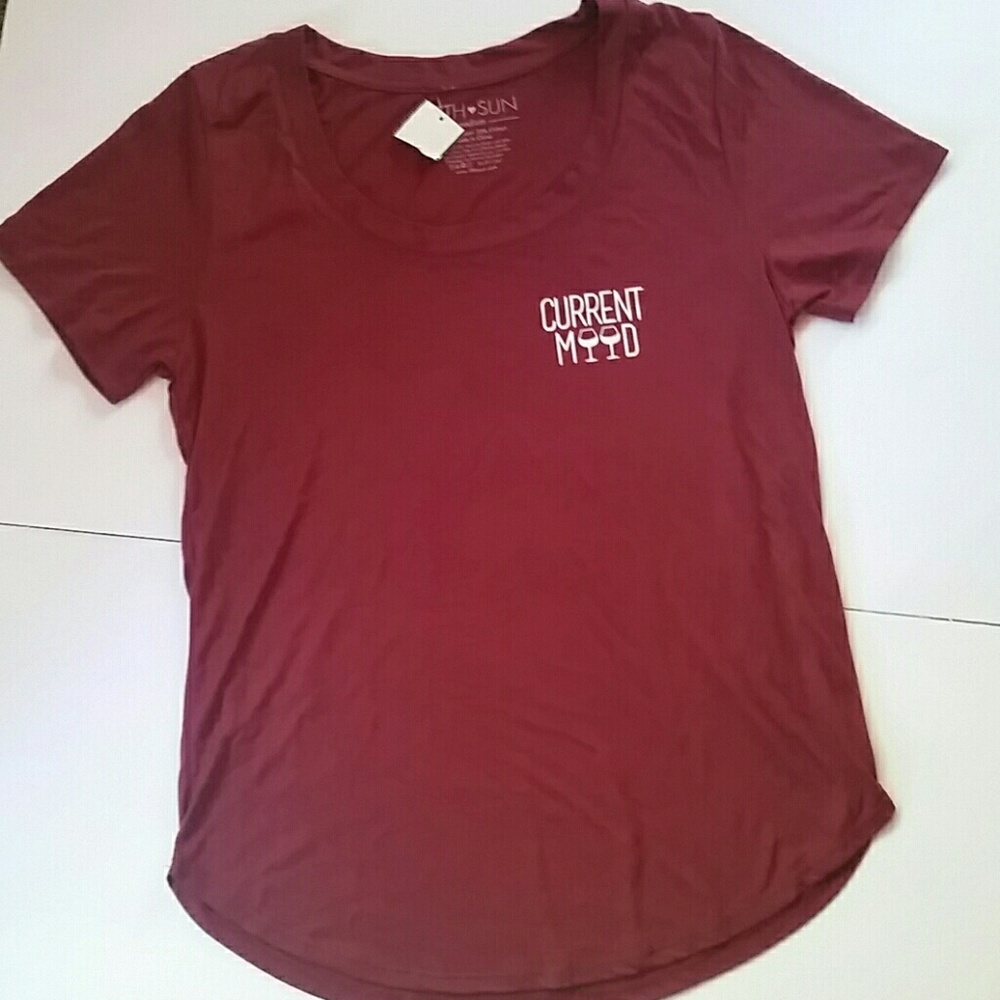 💥Flash Sale💥  Women's Wine Graphic T-shirt - Picture 3 of 3