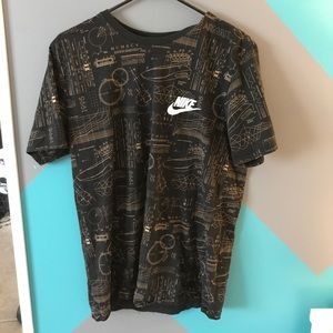 Nike T shirt