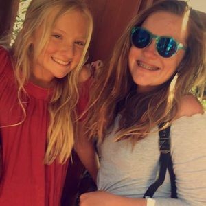 Meet your Posher, Sky