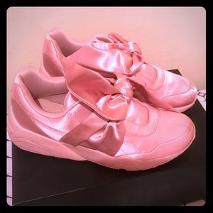 Rihanna Fenty Pumas