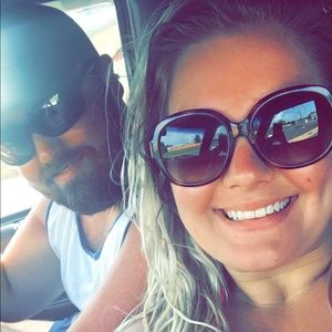 Meet your Posher, Christin