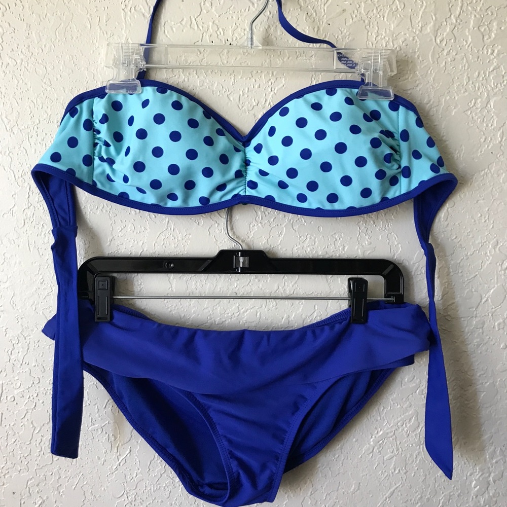 Catalina Swimwear Blue Polka Dot Top Bikini, M
