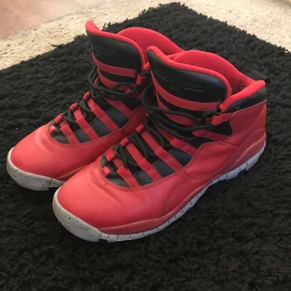 jordan shoes bulls over