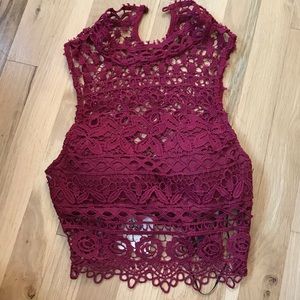 NWT Pepper Mayo maroon lace crop top