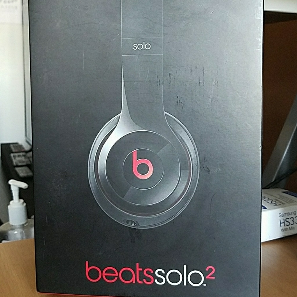 Beat Solo 2 by dre Headphones