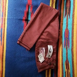 Wine/burgundy skinny pants